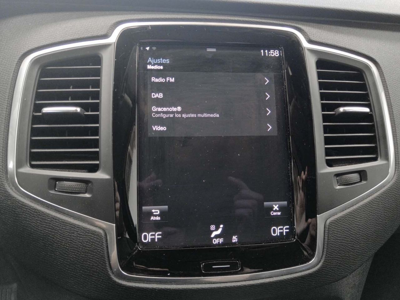 Volvo XC90 T8 Core Recharge AWD - foto 20