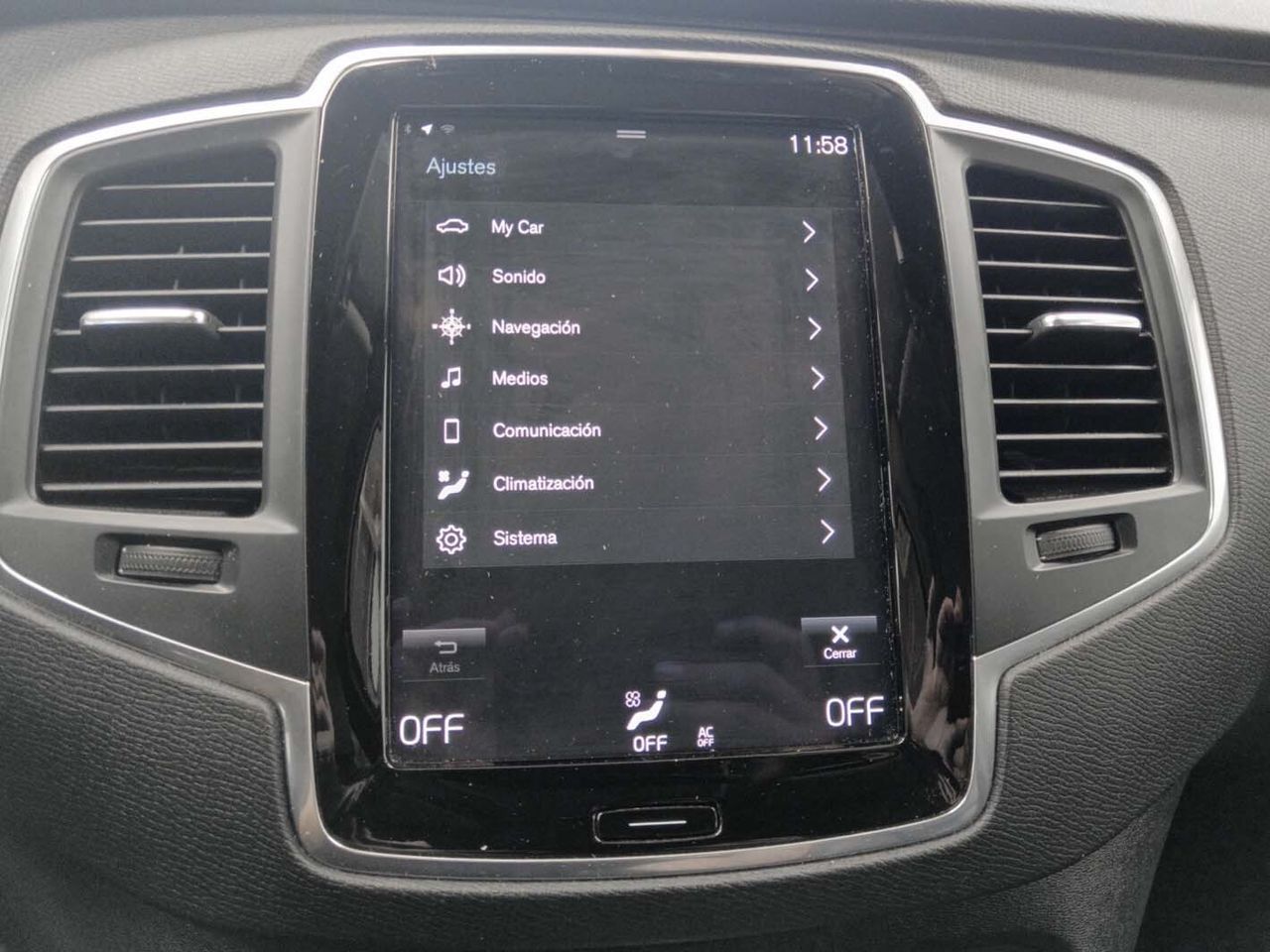 Volvo XC90 T8 Core Recharge AWD - foto 18