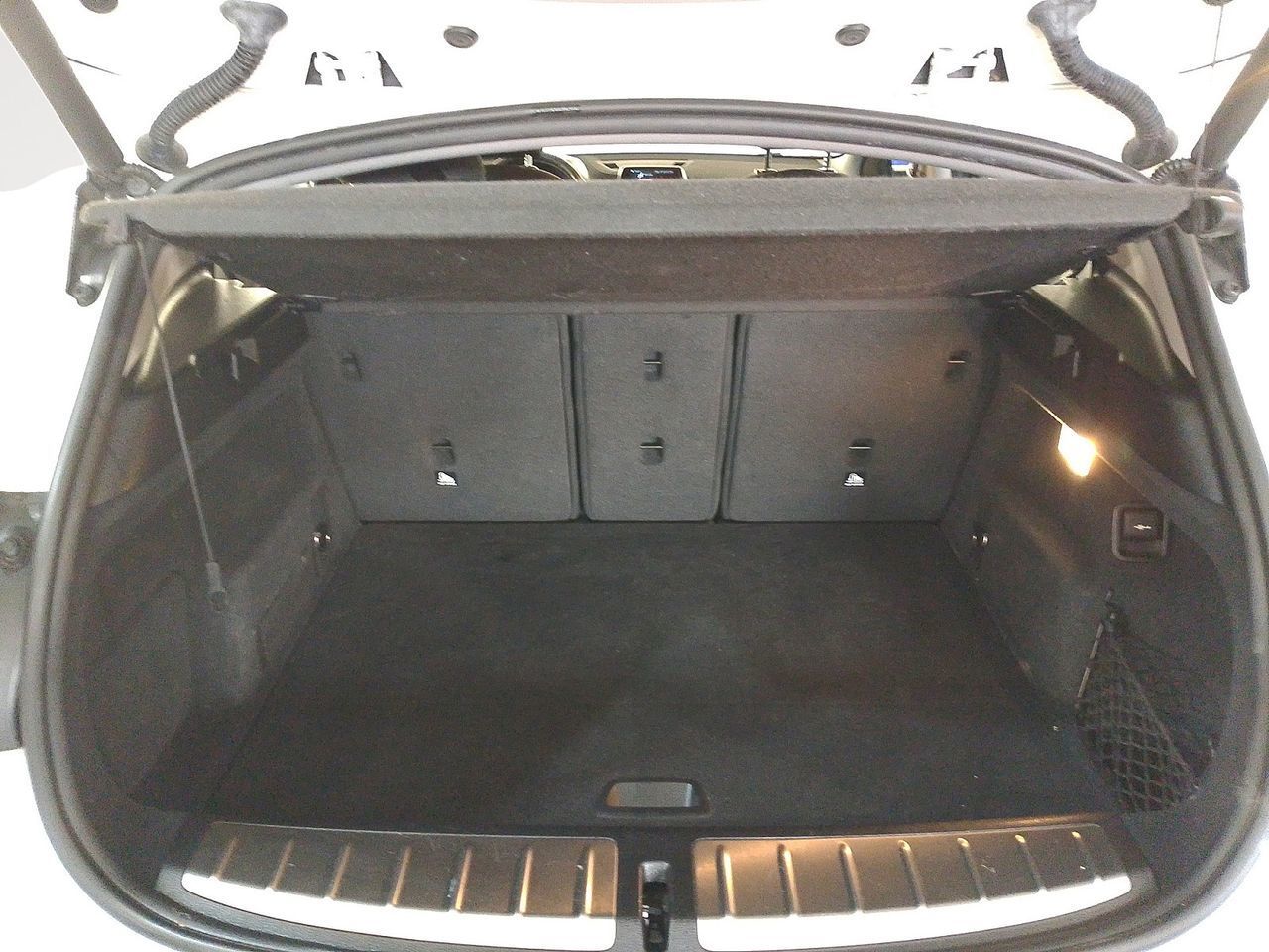 BMW X2 sDrive18d - foto 12