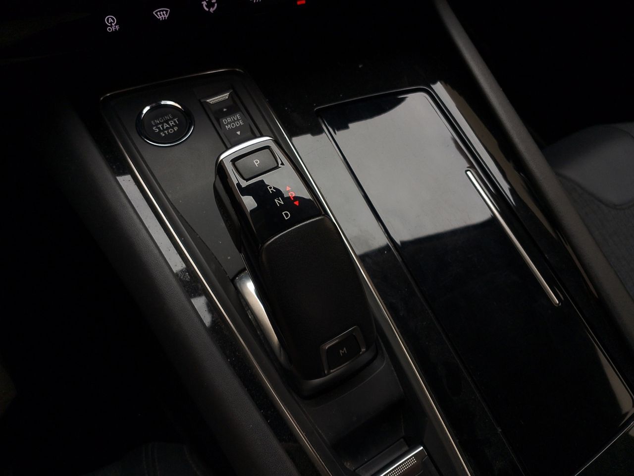 Peugeot 508 BlueHDi 130 Allure Pack EAT8 - foto 14