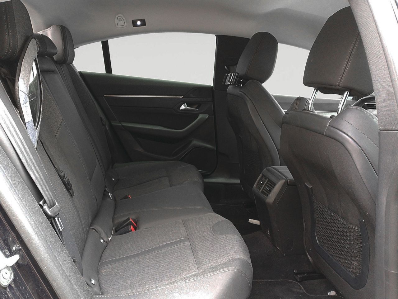 Peugeot 508 BlueHDi 130 Allure Pack EAT8 - foto 11