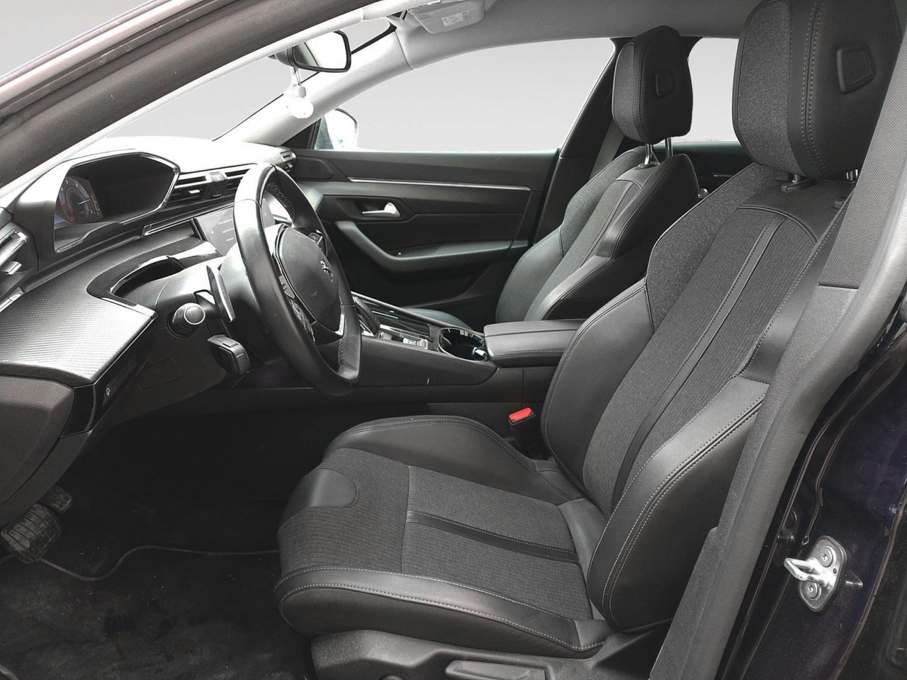 Peugeot 508 BlueHDi 130 Allure Pack EAT8 - foto 10