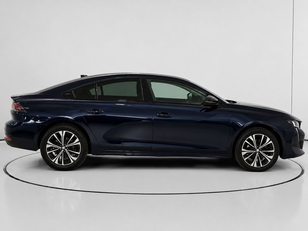 Peugeot 508 BlueHDi 130 Allure Pack EAT8 - foto 2