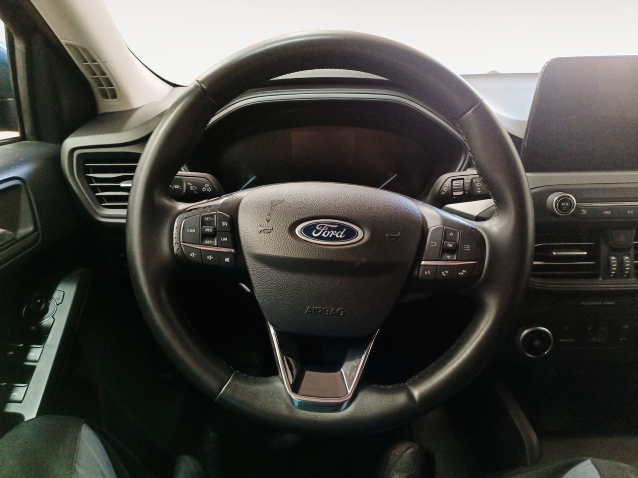 Ford Focus 1.5 EcoBlue Trend+ - foto 8