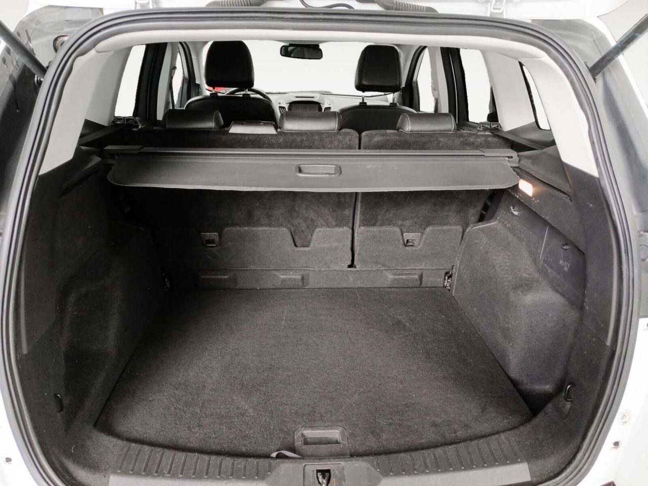 Ford Kuga 2.0 TDCi Titanium 4x2 - foto 12