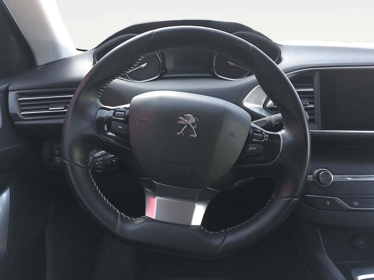 Peugeot 308 1.2 PureTech Active - foto 9
