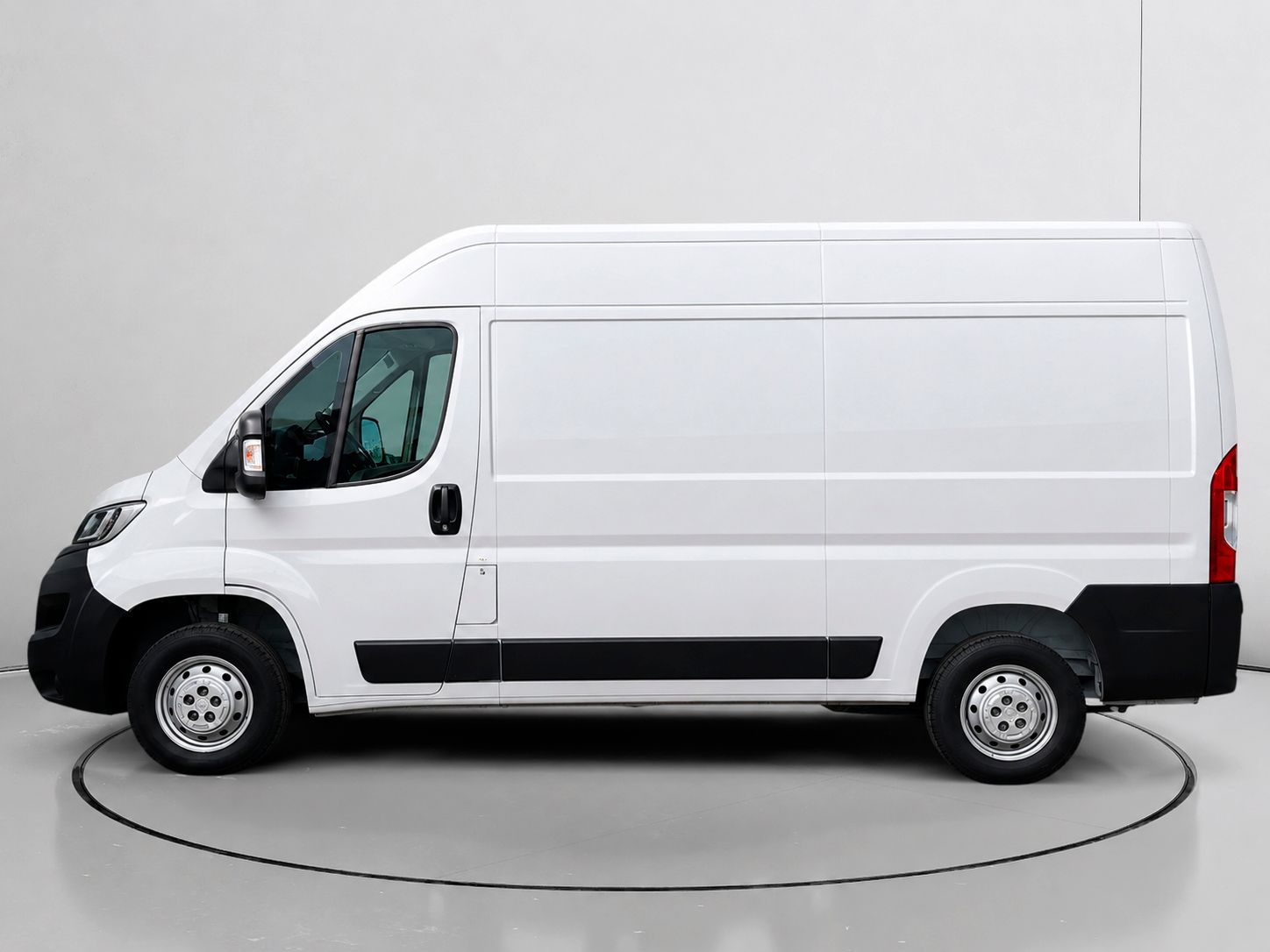 Opel Movano Furgón BlueHDi 140 Edition L2H2 3.500 - foto 6
