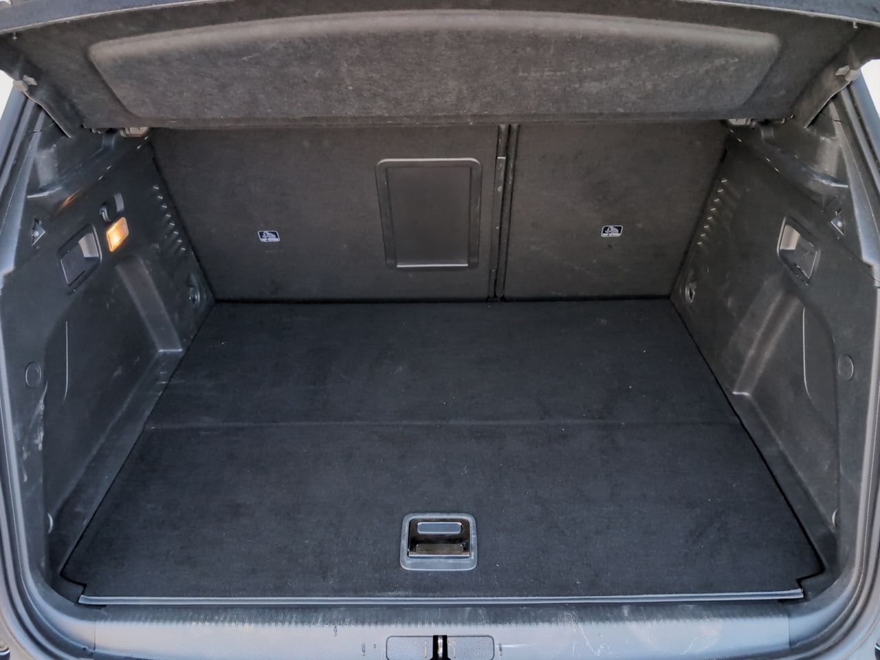 Peugeot 3008 Hybrid 300 Allure Pack e-EAT8 - foto 13