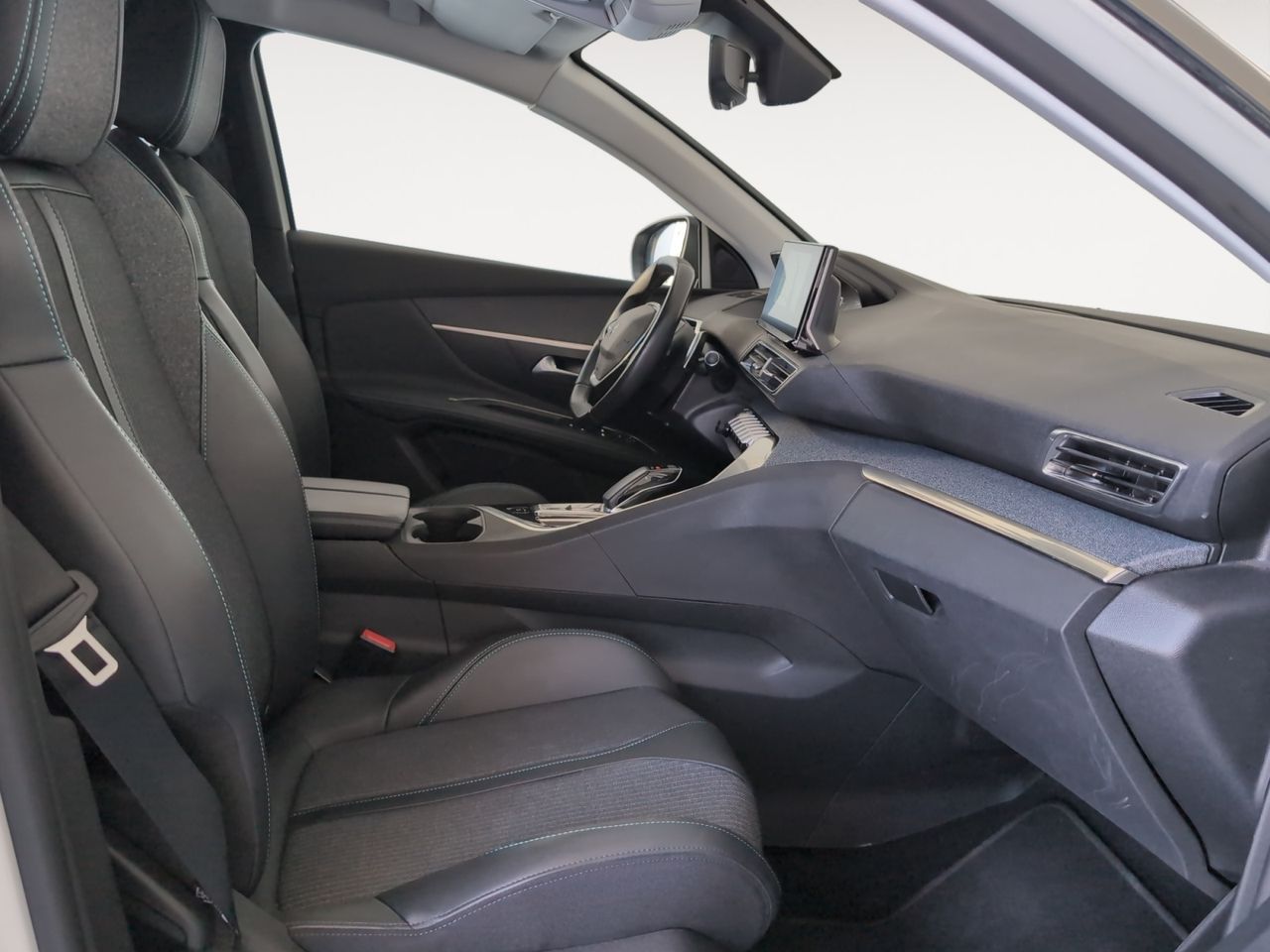 Peugeot 3008 Hybrid 300 Allure Pack e-EAT8 - foto 12