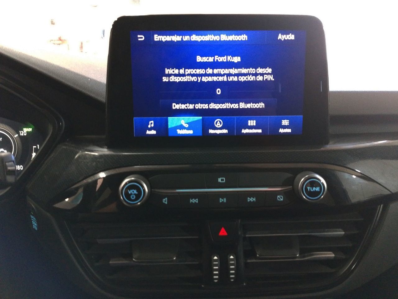 Ford Kuga 2.5 Duratec PHEV ST-Line - foto 18
