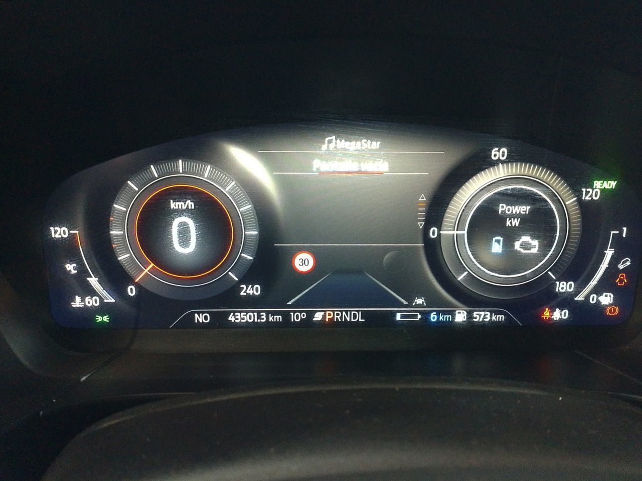 Ford Kuga 2.5 Duratec PHEV ST-Line - foto 13