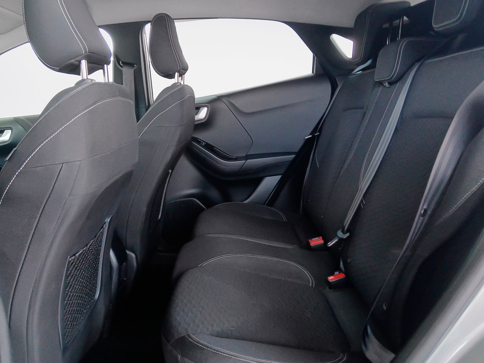 Ford Puma 1.0 EcoBoost MHEV Titanium - foto 12
