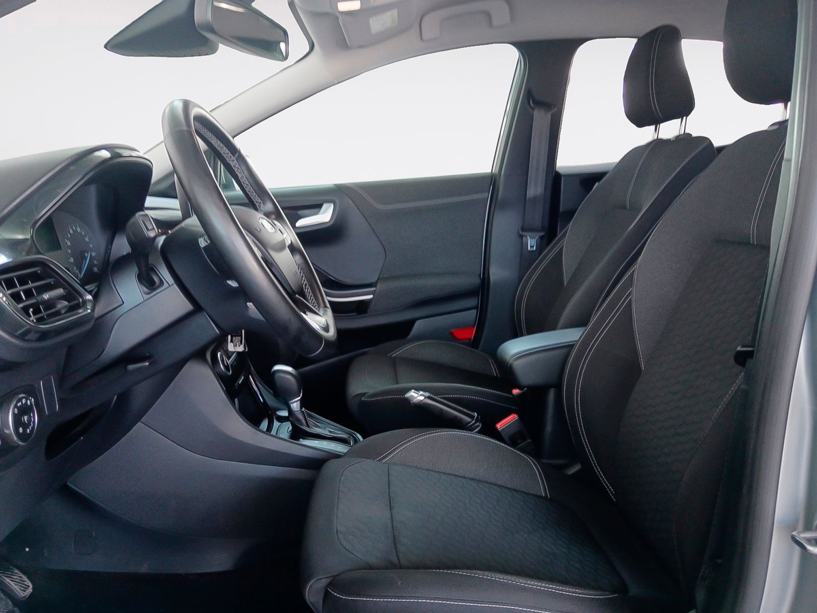 Ford Puma 1.0 EcoBoost MHEV Titanium - foto 11