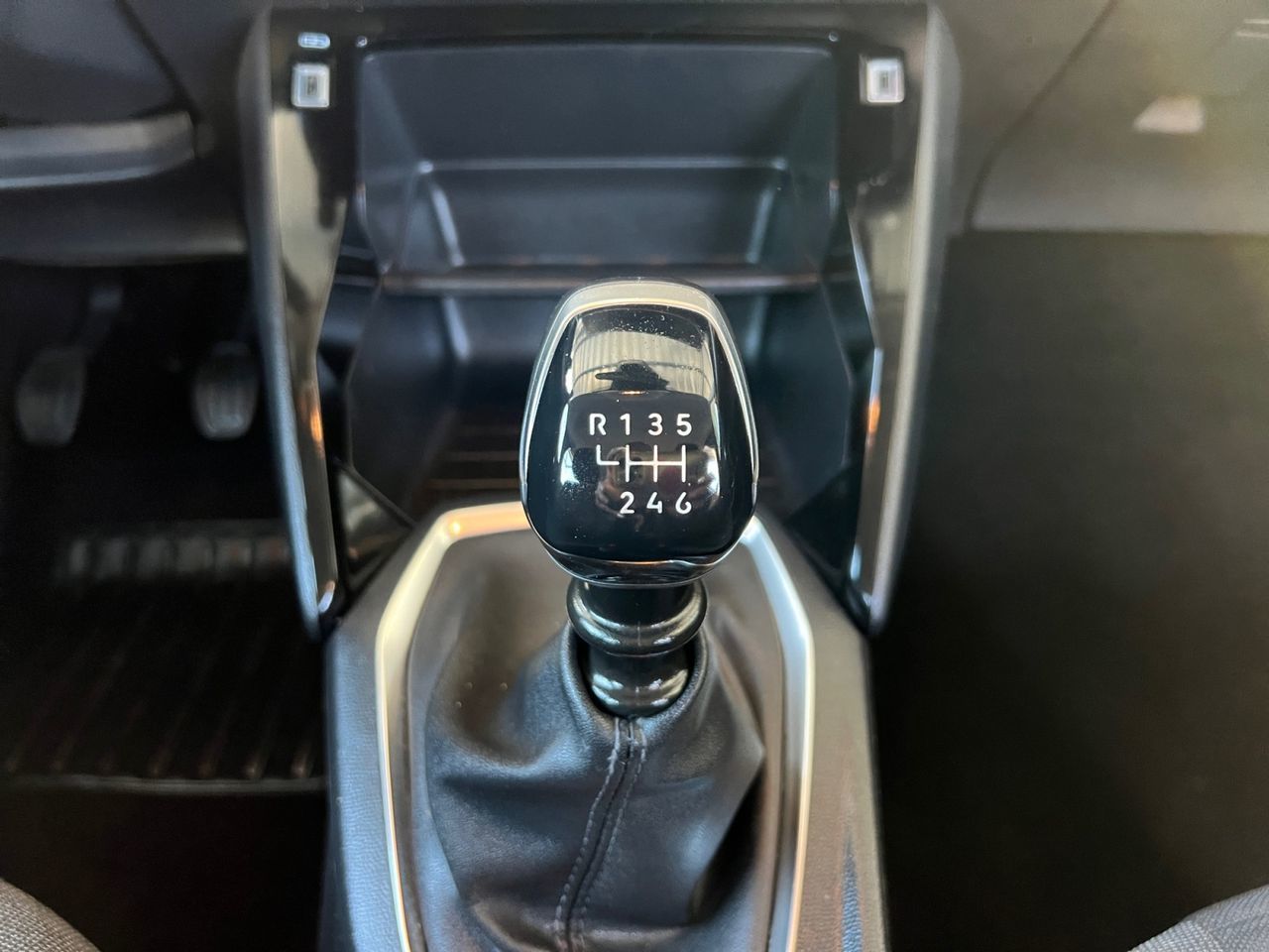 Peugeot 208 PureTech 100 Active - foto 12