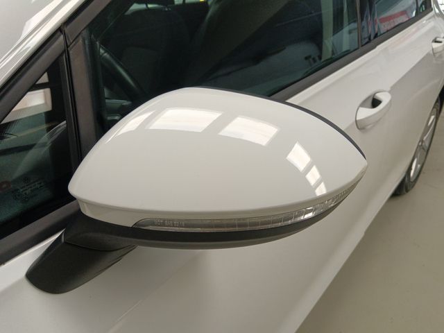 Volkswagen Golf 2.0 TDI - foto 19