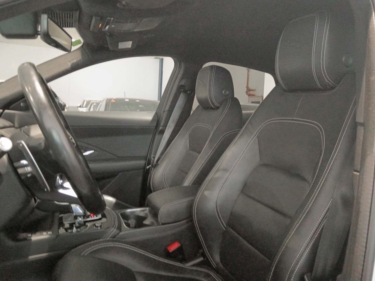 Jaguar E-Pace 2. MHEV R-Dynamic S 4WD - foto 22