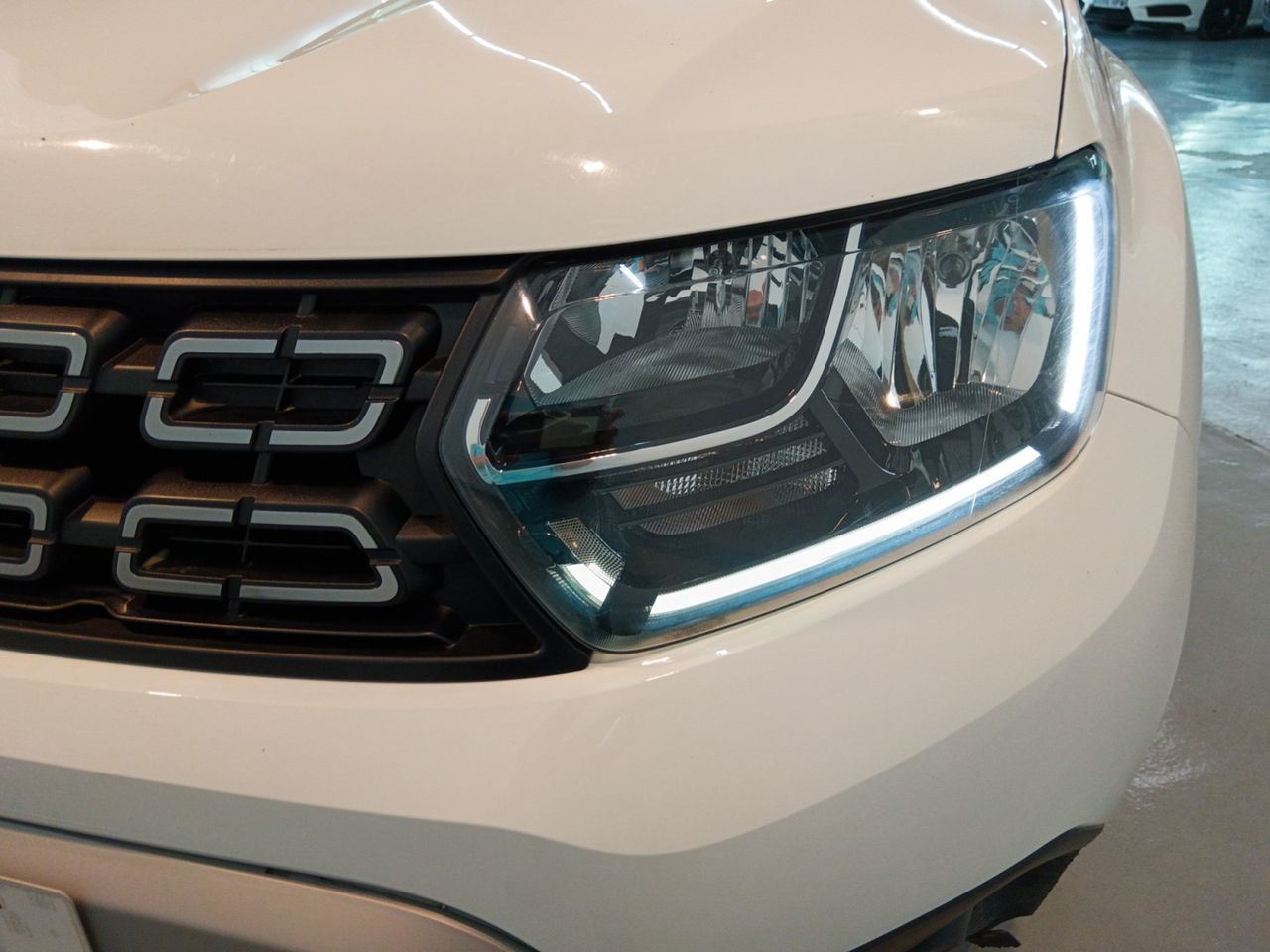 Dacia Duster 1.6 GLP Prestige 4x2 - foto 17