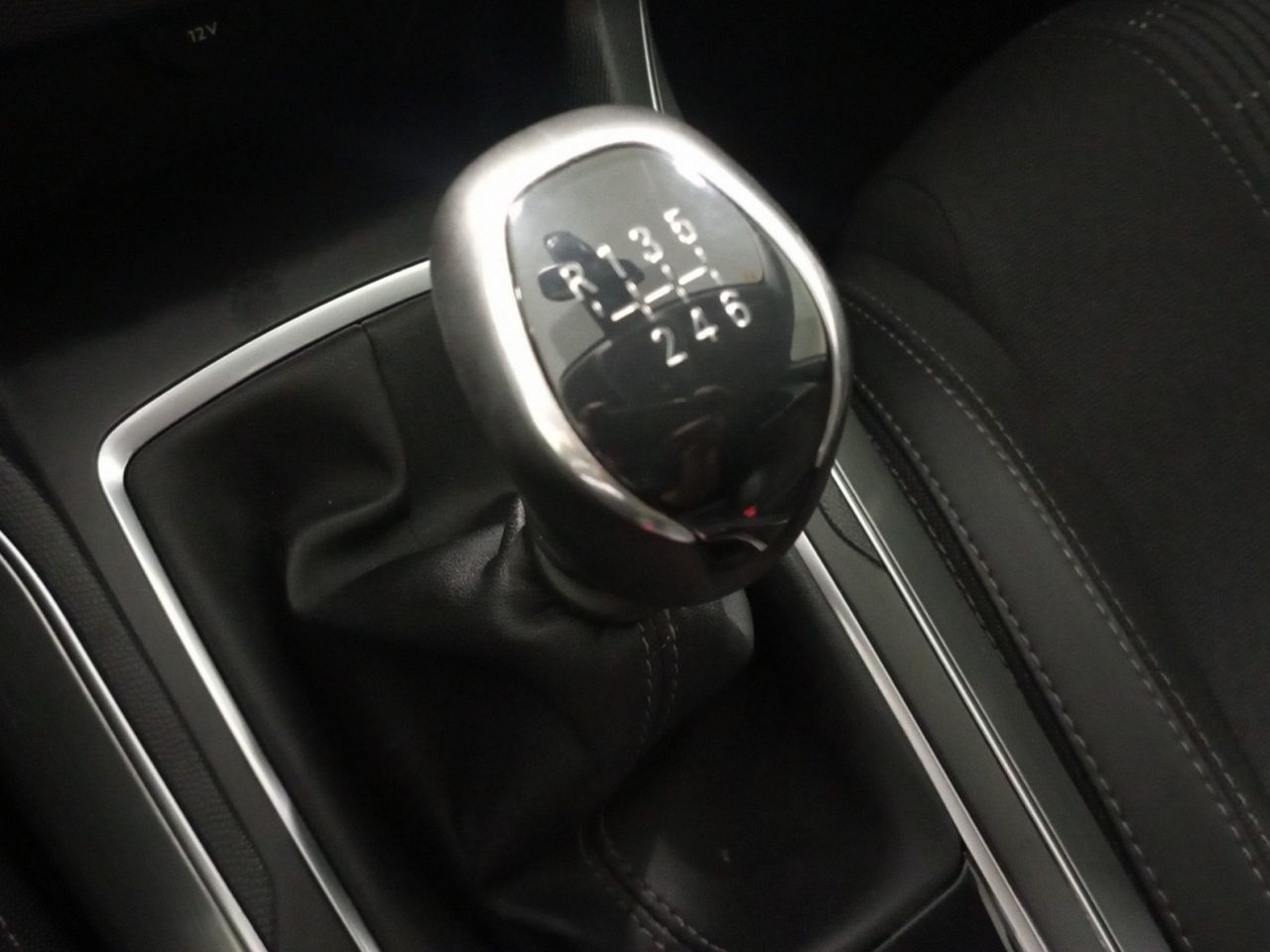 Peugeot 308 PureTech 130 Allure EAT8 - foto 13