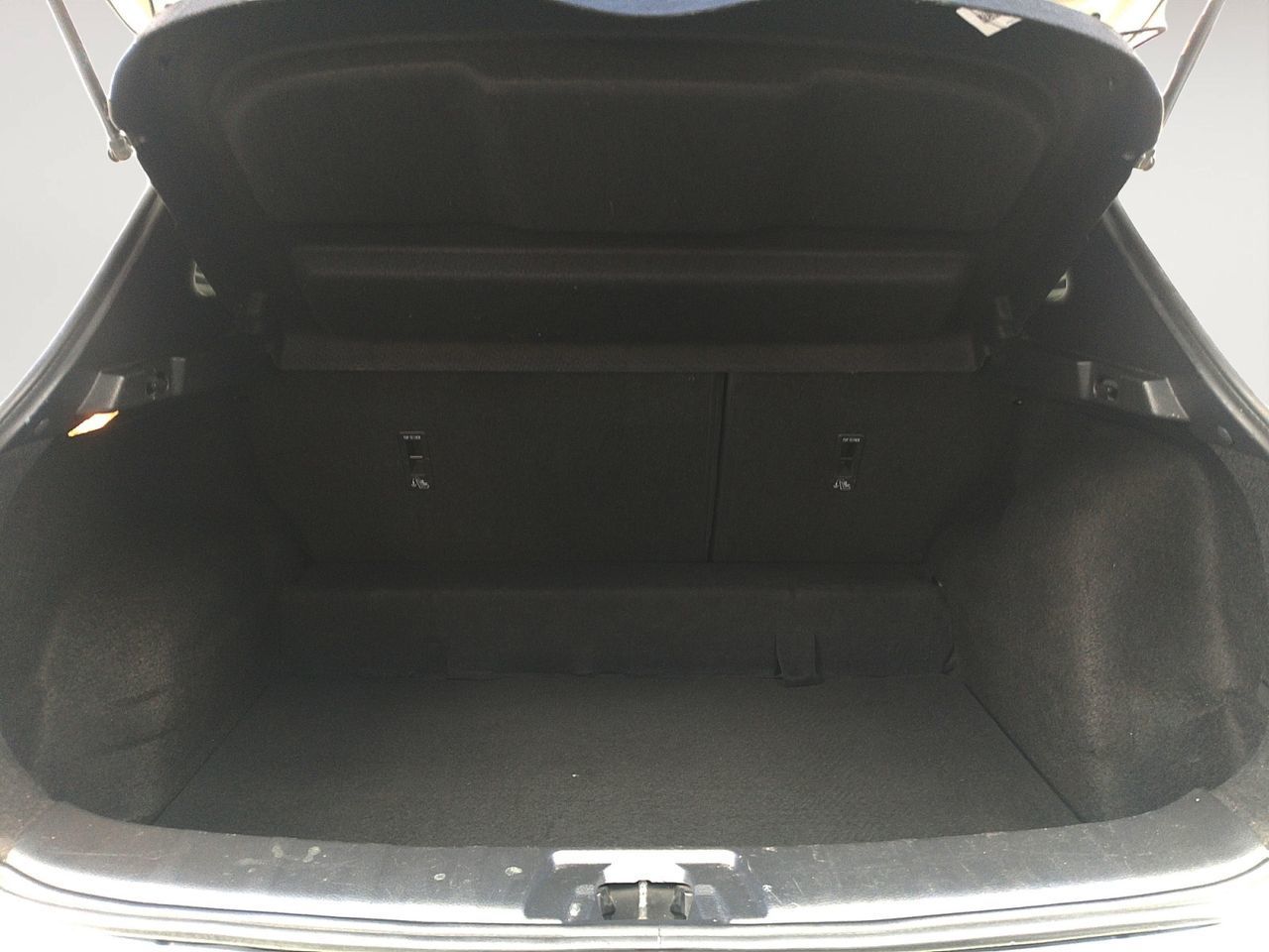 Nissan Qashqai dCi 115 Acenta - foto 12
