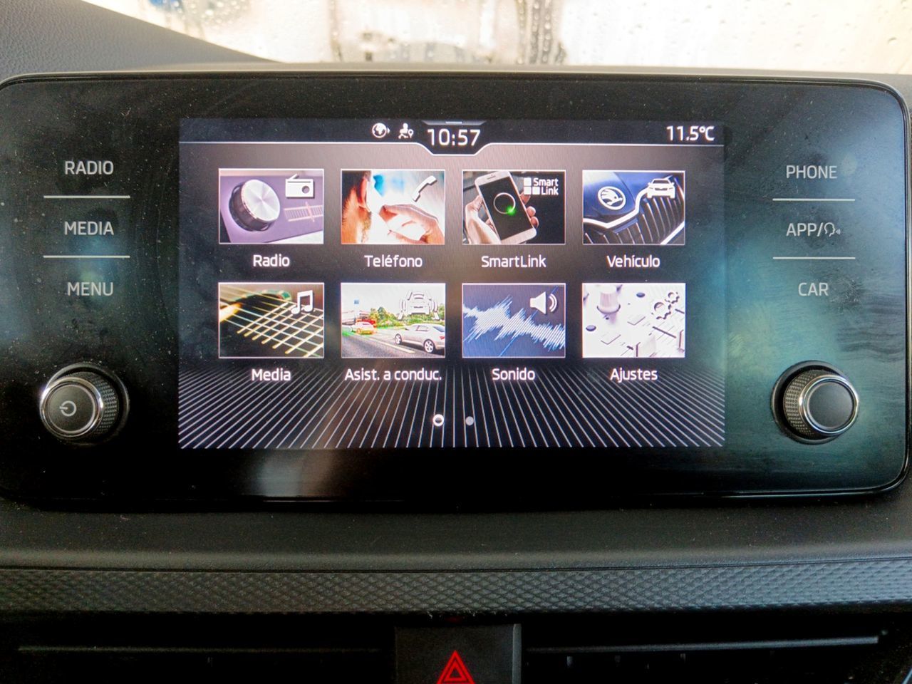 Škoda Kamiq 1.0 TSI Active - foto 18