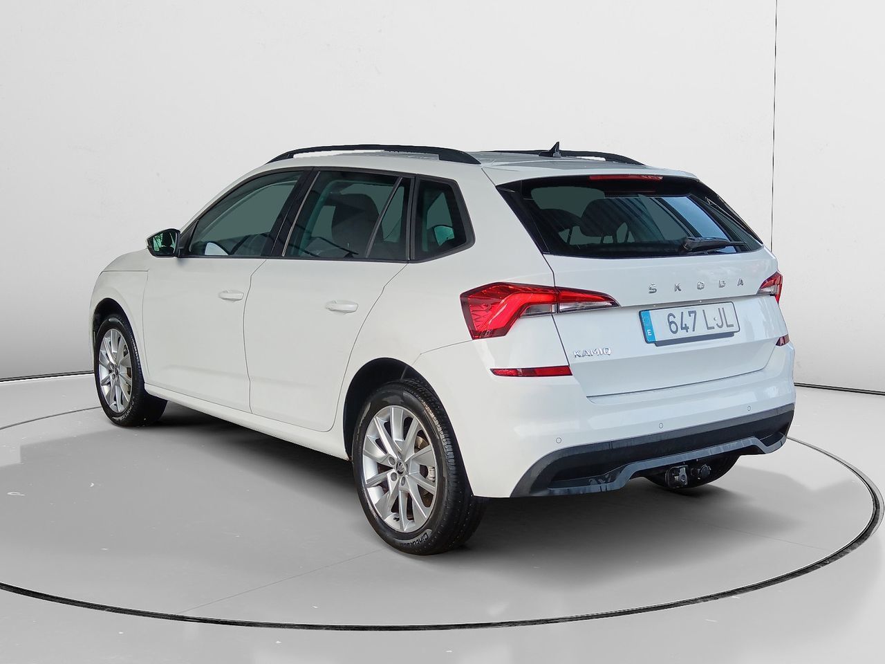 Škoda Kamiq 1.0 TSI Active - foto 4