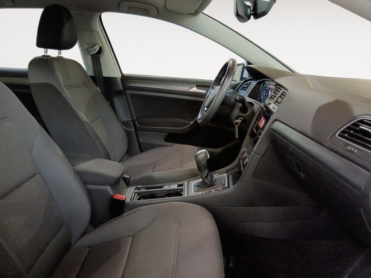 Volkswagen Golf ePower - foto 11