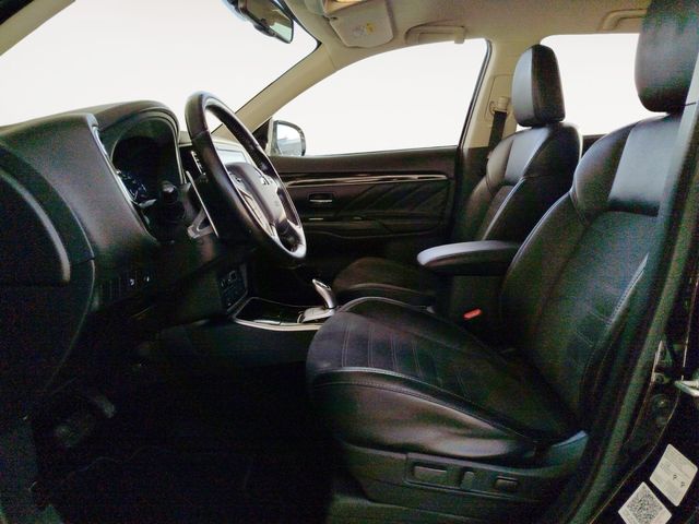 Mitsubishi Outlander 2.4 PHEV Motion 7 Plazas - foto 9