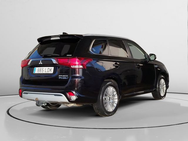 Mitsubishi Outlander 2.4 PHEV Motion 7 Plazas - foto 2