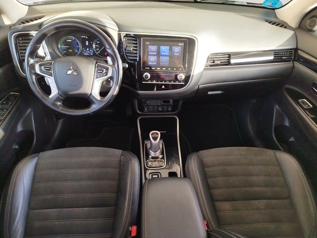 Mitsubishi Outlander 2.4 PHEV Motion 7 Plazas - foto 7