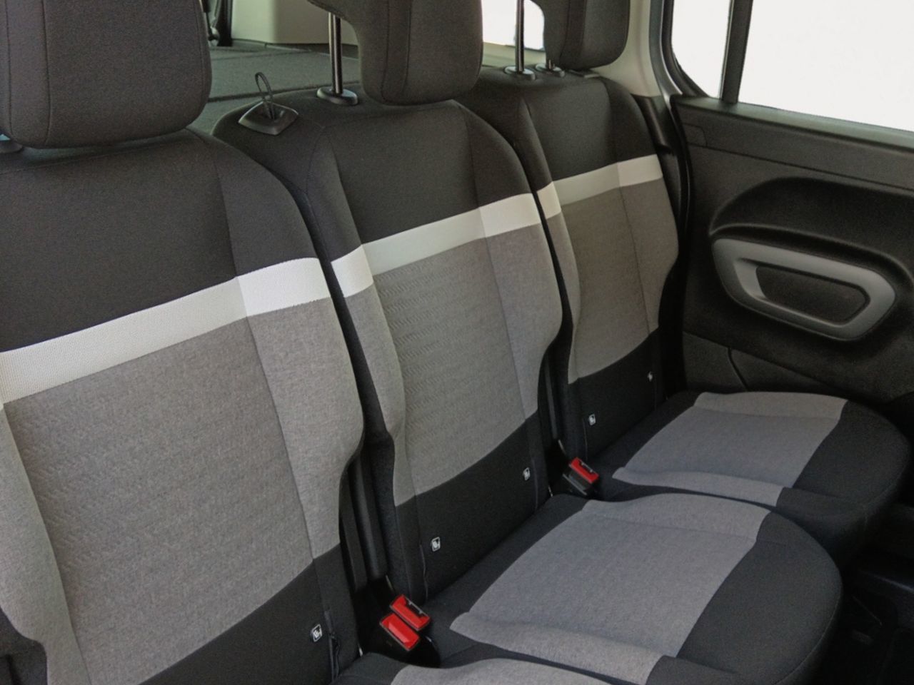 Citroën Berlingo BlueHDi 130 Talla M Max - foto 9