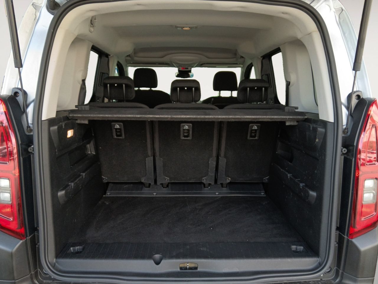 Citroën Berlingo BlueHDi 130 Talla M Max - foto 11
