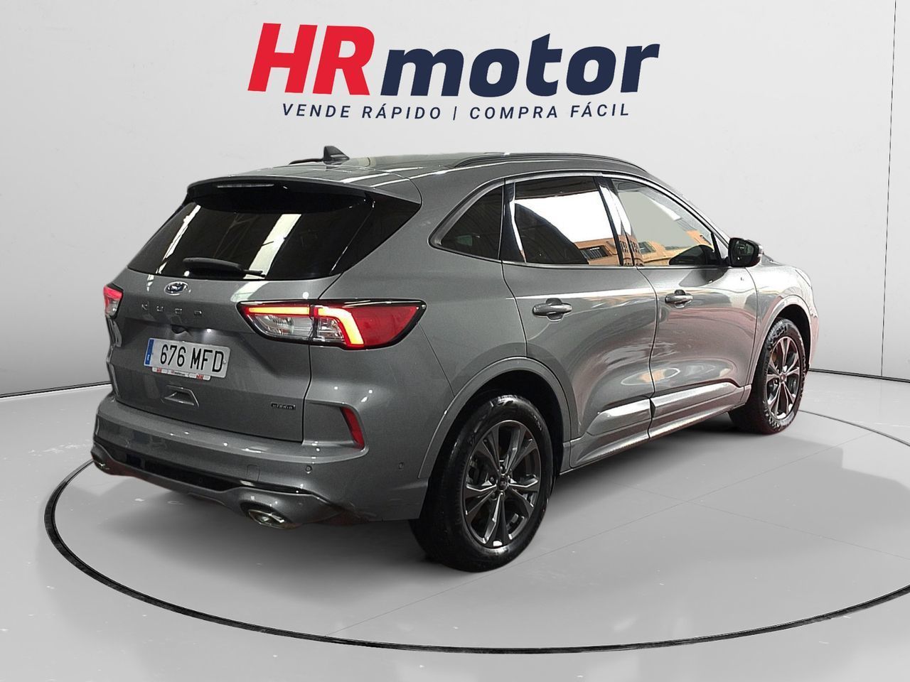 Ford Kuga 2.5 Duratec PHEV ST-Line - foto 2