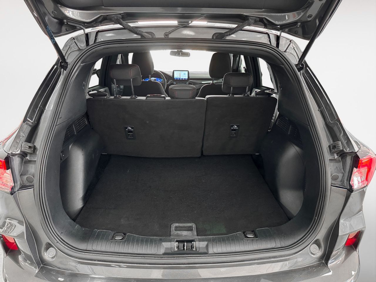 Ford Kuga 2.5 Duratec PHEV ST-Line - foto 13