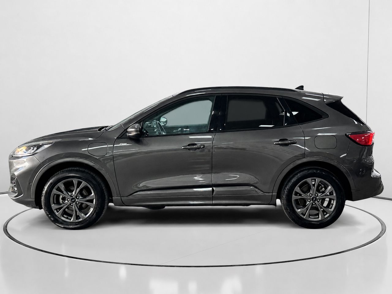 Ford Kuga 2.5 Duratec PHEV ST-Line - foto 6