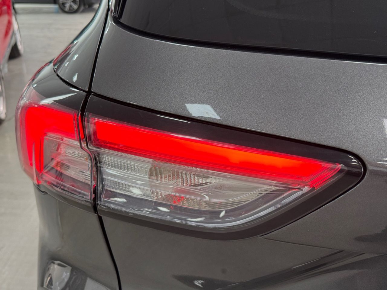 Ford Kuga 2.5 Duratec PHEV ST-Line - foto 24