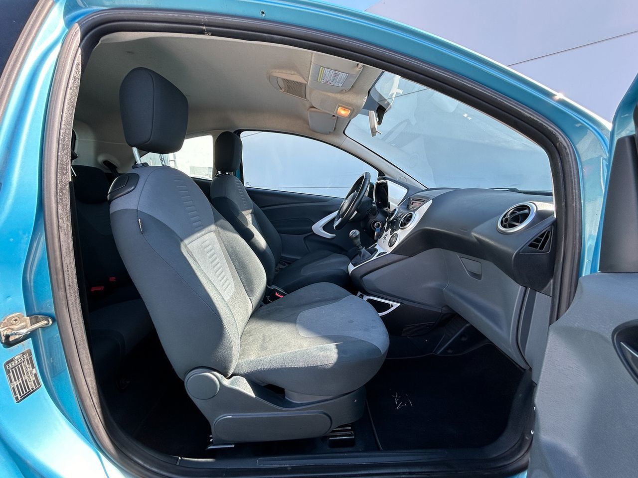 Ford Ka 1.20 Titanium+ - foto 10