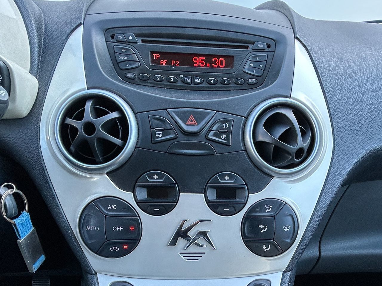 Ford Ka 1.20 Titanium+ - foto 14