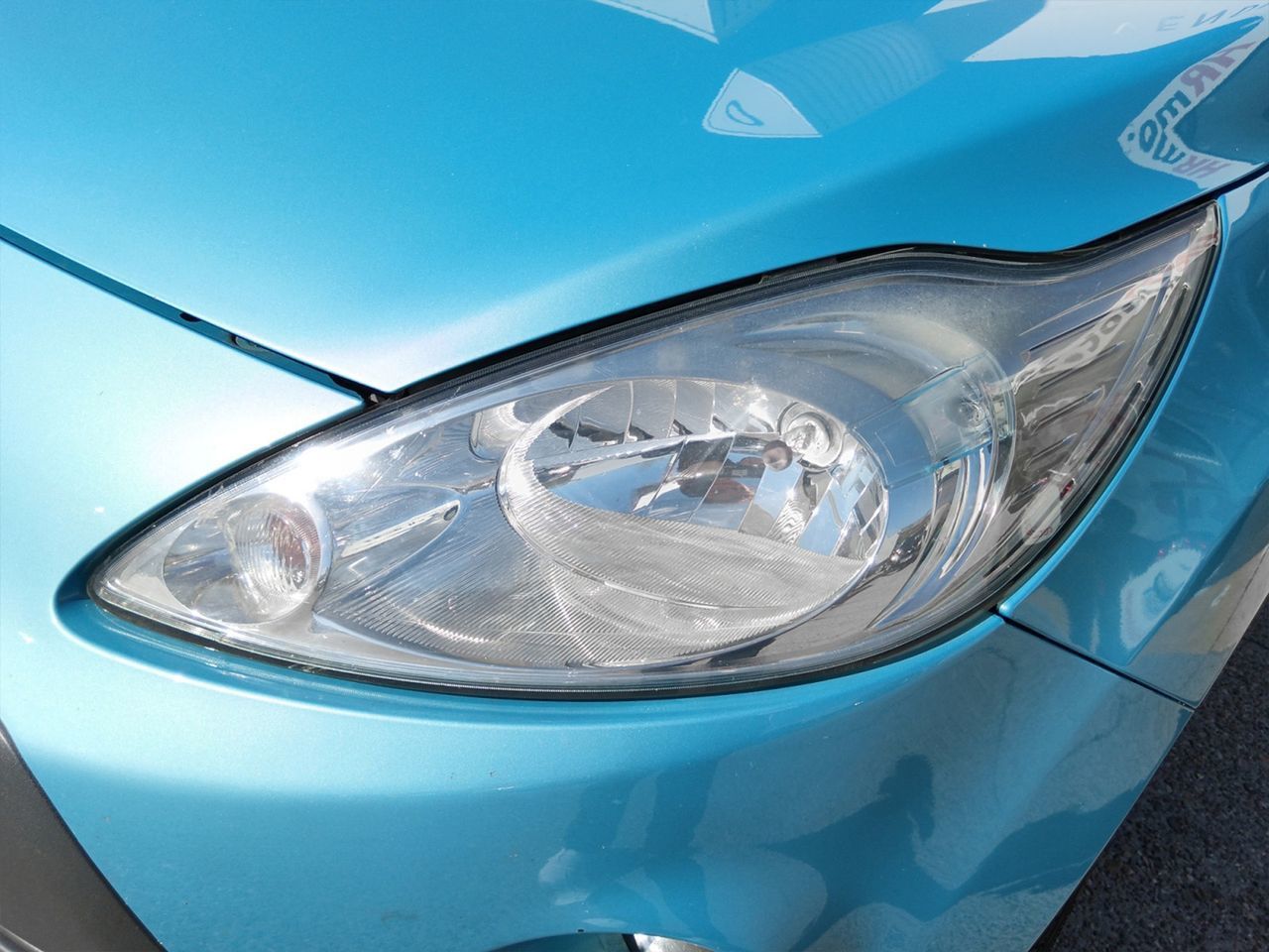 Ford Ka 1.20 Titanium+ - foto 17
