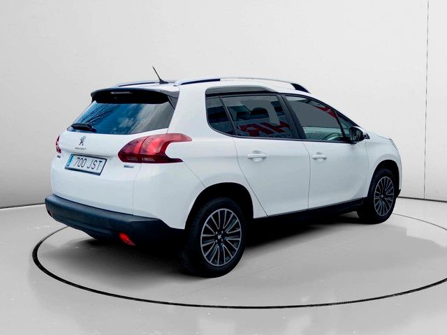 Peugeot 2008 PureTech 110 Active - foto 2
