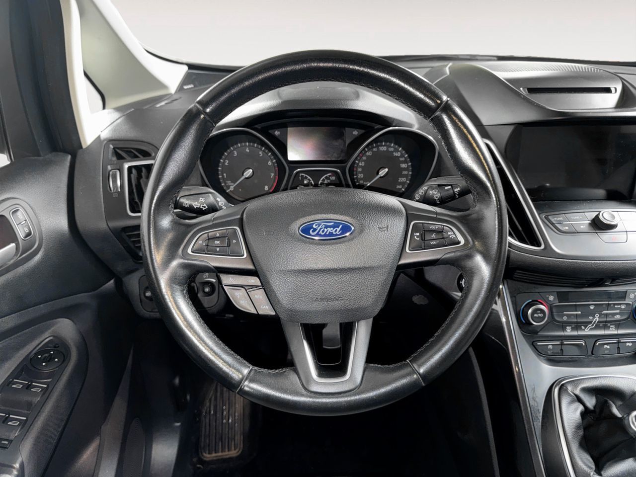 Ford C-Max 1.0 EcoBoost Titanium - foto 8