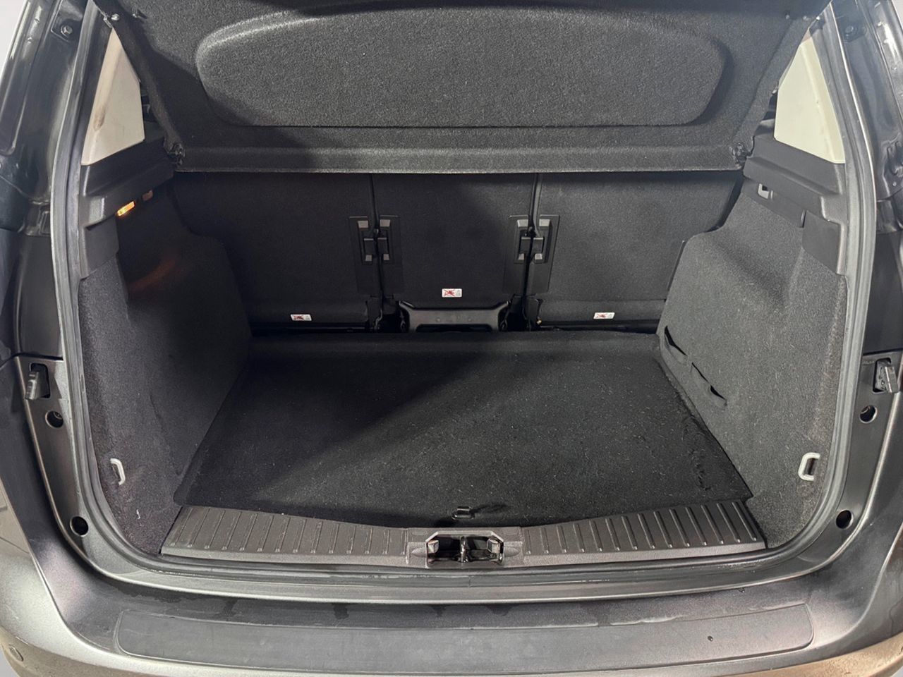 Ford C-Max 1.0 EcoBoost Titanium - foto 12