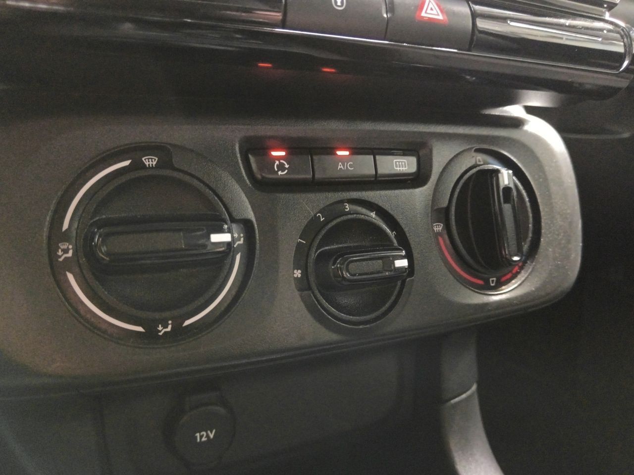 Citroën C3 BlueHDi 100 Live Pack - foto 19
