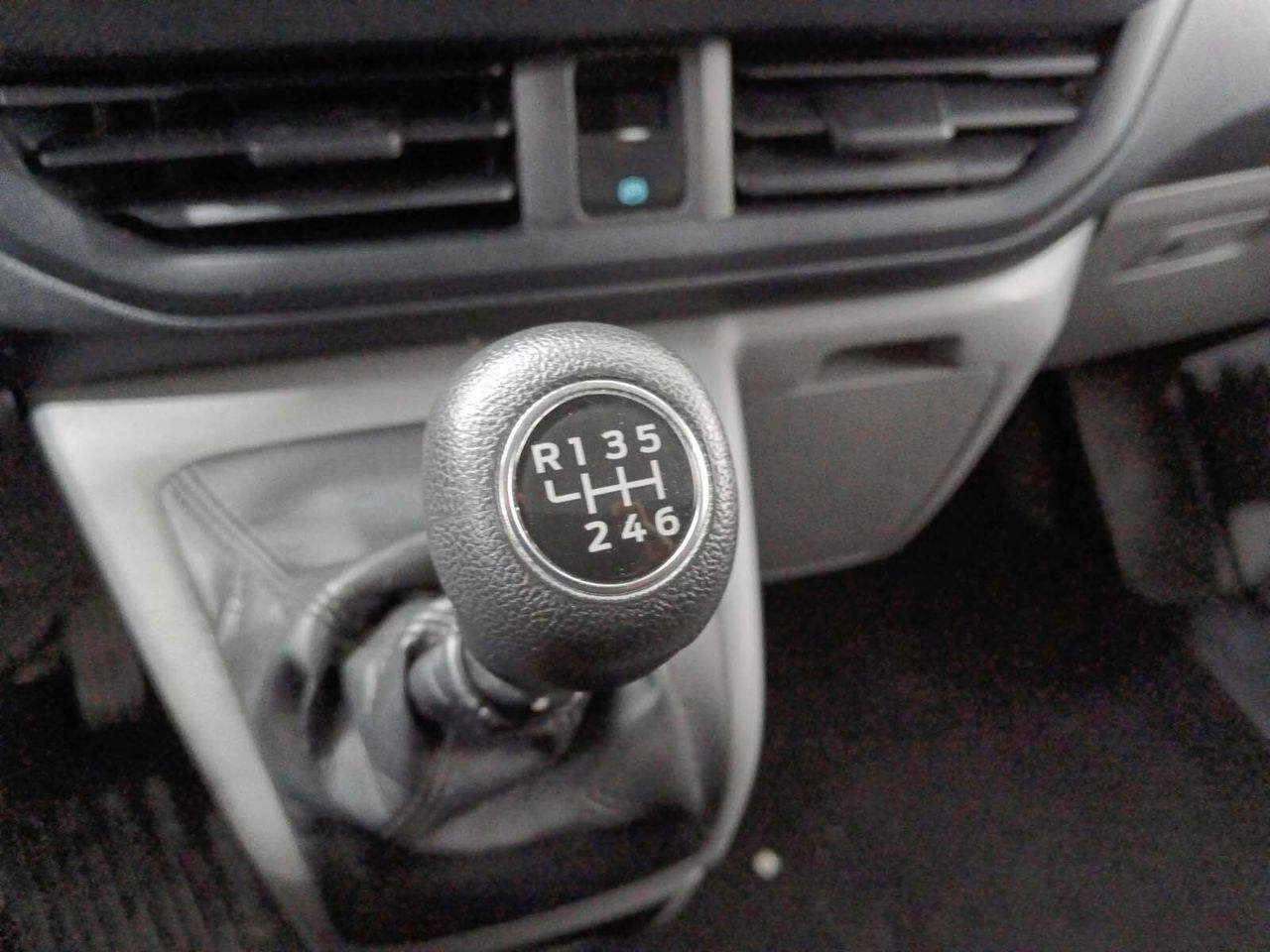 Ford Transit Custom Furgon 2.0 EcoBlue 300 L1 Trend - foto 15