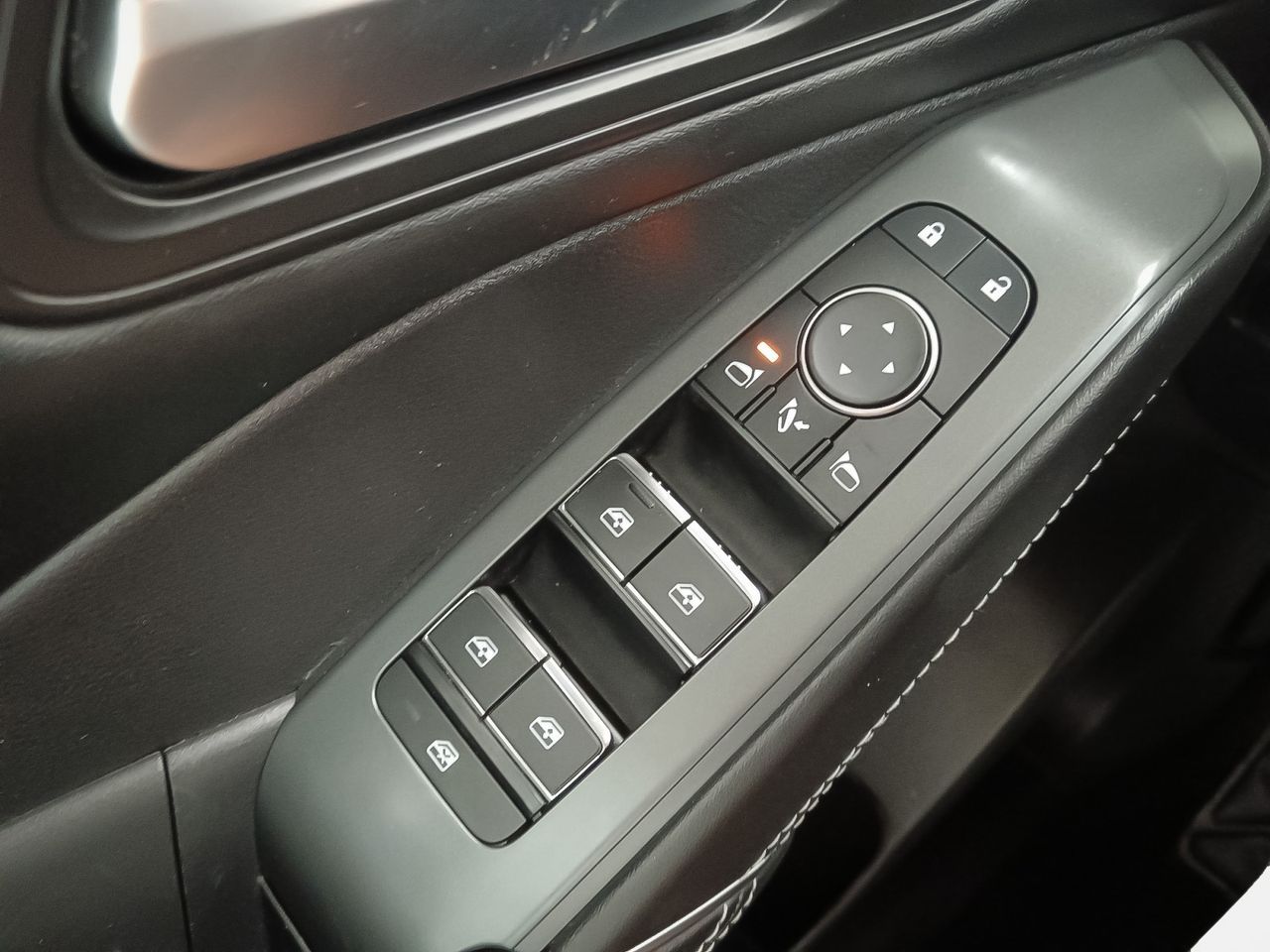 Nissan Qashqai DIG-T 140 N-Connecta - foto 23