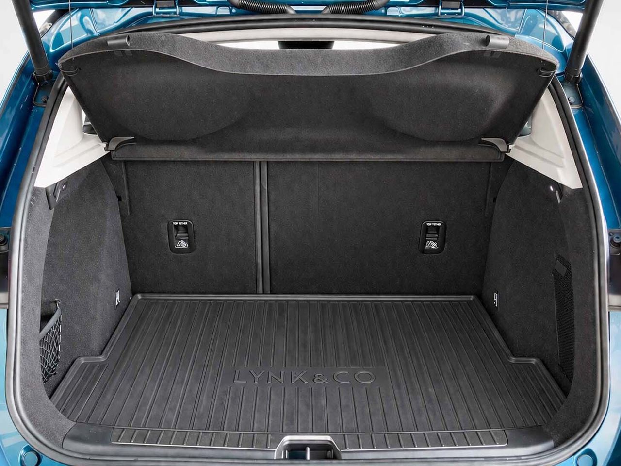 Lynk & Co 01 1.5 PHEV - foto 13