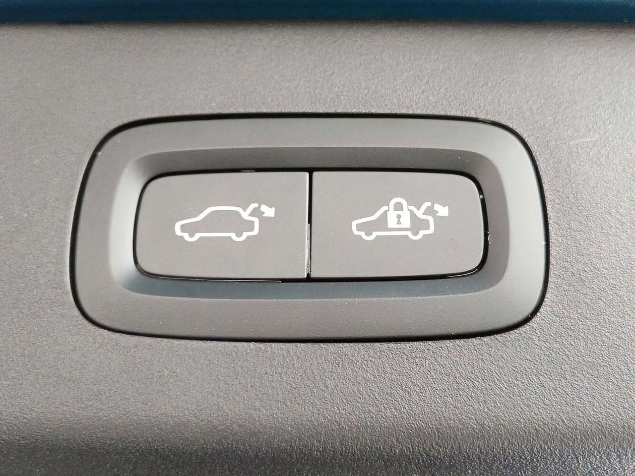Lynk & Co 01 1.5 PHEV - foto 14