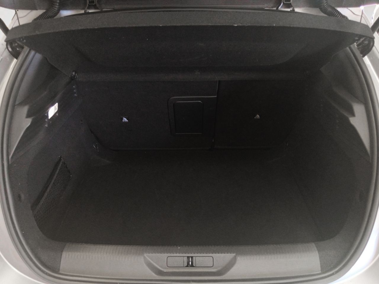 Peugeot 308 PureTech 130 Allure EAT8 - foto 11