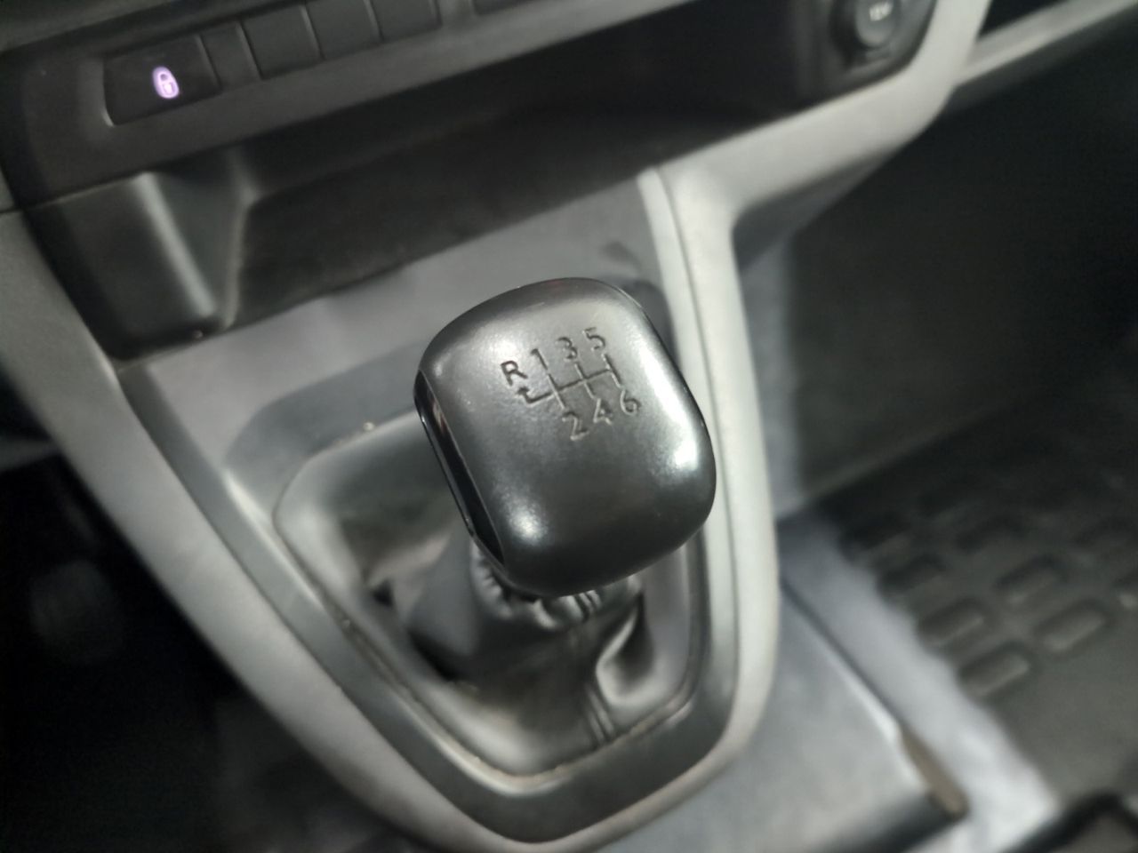 Opel Vivaro Combi 1.5 Diesel M Standard Express - foto 13
