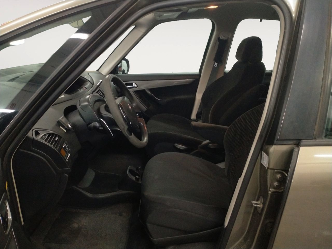 Citroën C4 Picasso 1.6 HDi SX CMP - foto 9