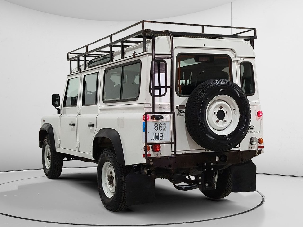 Land Rover Defender 110 SW E - foto 4